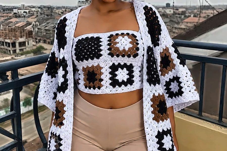 Women crochet wear